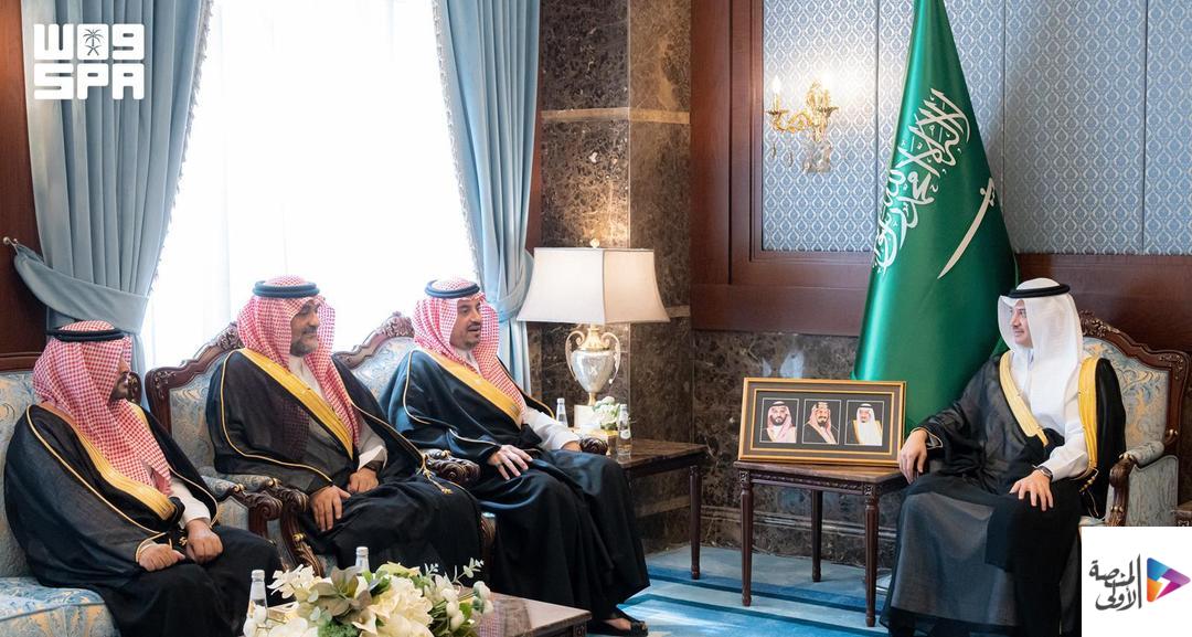 سمو محافظ الأحساء يستقبل نائب رئيس اللجنة الأولمبية والبارالمبية السعودية