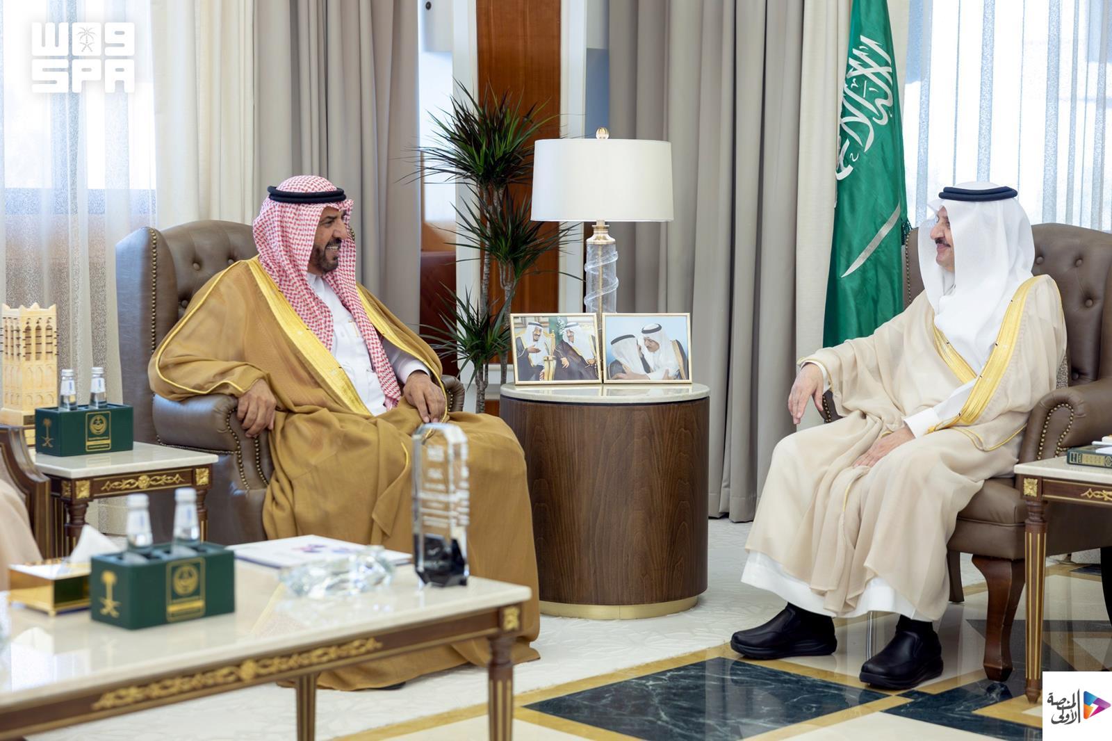 سمو أمير الشرقية يستقبل رئيس وأعضاء مجلس إدارة جمعية “قدوات لكبار السن”