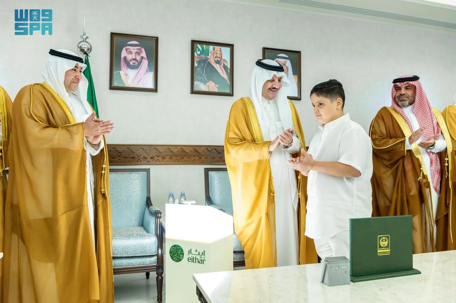 سمو أمير الشرقية يرعى حفل جمعية “إيثار” ويُدشّن مبادرة “مسيرة إيثار”