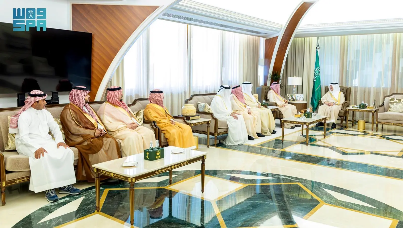 سمو أمير الشرقية يستقبل أمين الأحساء بمناسبة اختيار الأحساء “المدينة العربية للمسؤولية الاجتماعية لعام 2026”