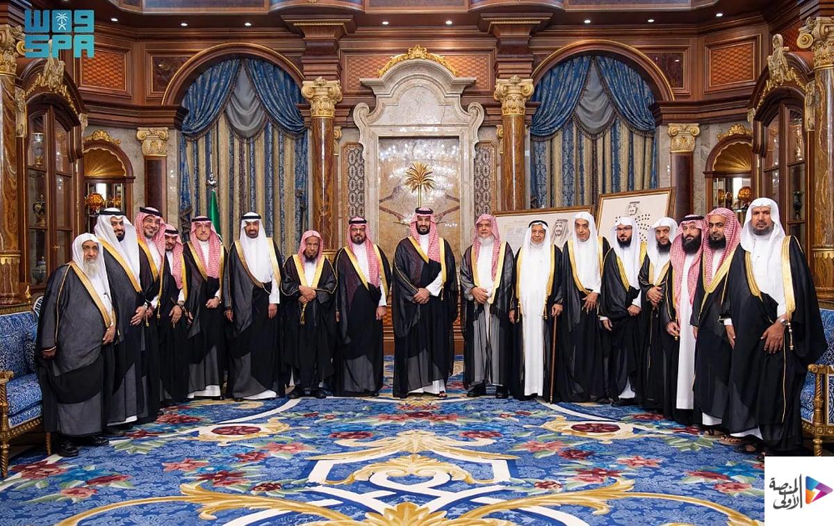 ولي العهد يستقبل وفد تكريم خادم الحرمين نظير دعمه لجمعيات تحفيظ القرآن الكريم بالمملكة