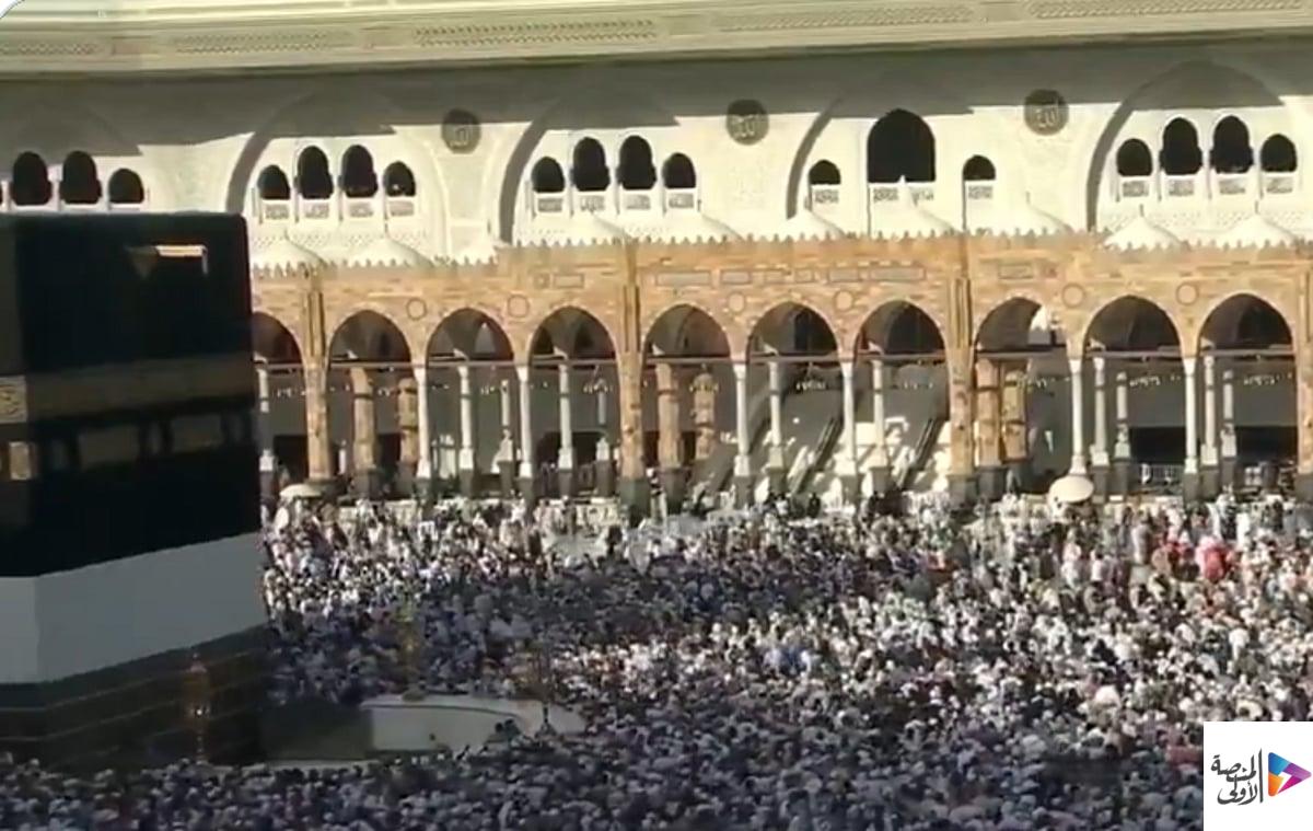 بقلوب مطمئنة وصفحات بيضاء.. ضيوف الرحمن يختتمون مناسك الحج بطواف الوداع