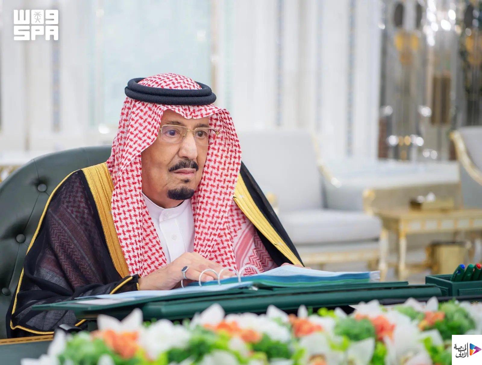 مجلس الوزراء برئاسة الملك سلمان يقر لائحة حماية المبلّغين ويعتمد ربط السكك الحديدية الخليجية