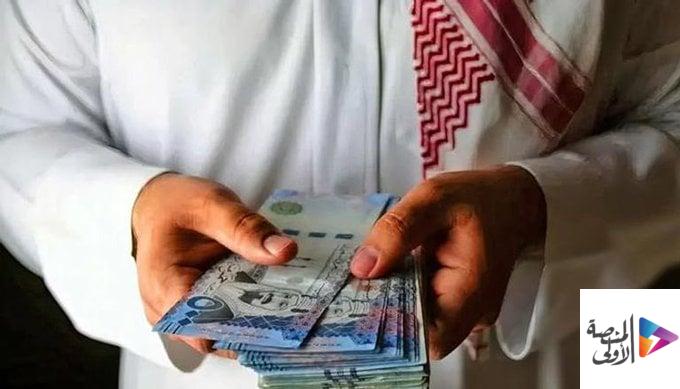 تنبيه للمسافرين.. 40 ألف ريال الحد الجديد للإقرار الجمركي عبر منافذ المملكة بدءاً من هذا التاريخ