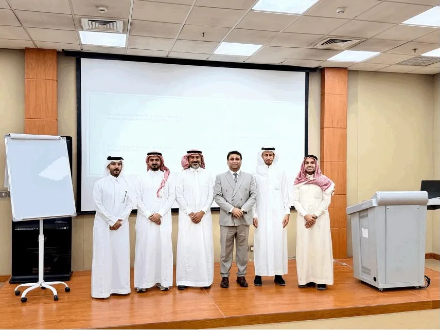 جامعة الإمام عبدالرحمن تُخرّج أول دفعة من ماجستير هندسة السلامة بمشاريع ذكية للنقل المدرسي