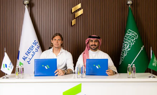 الفتح يضم الحارس الكرواتي أدريان شيمبر لثلاثة مواسم